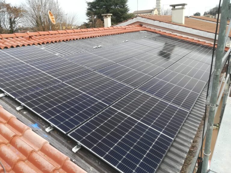 Casa a basso impatto energetico. Nuovo impianto fotovoltaico