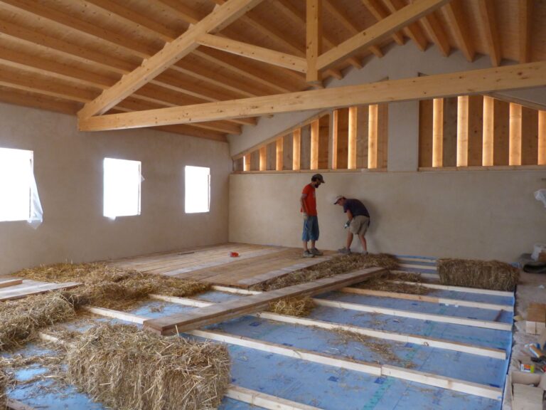 La fattoria dei bambini. Vista interna del sottotetto